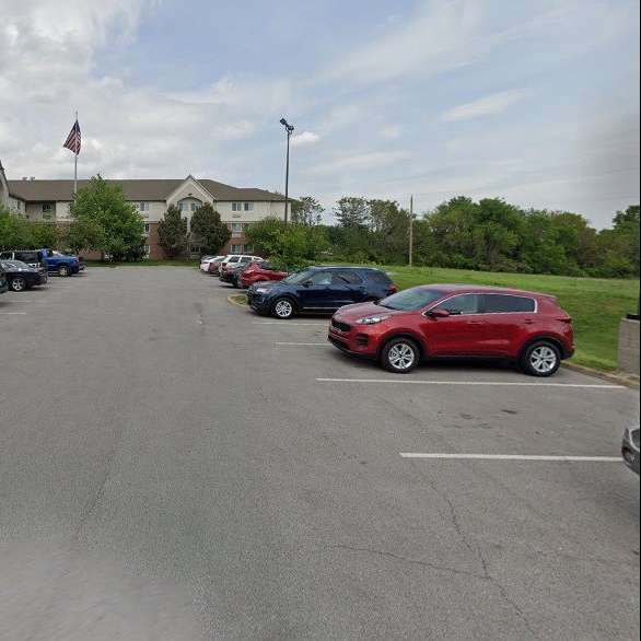 Candlewood Suites SDF Airport Parking