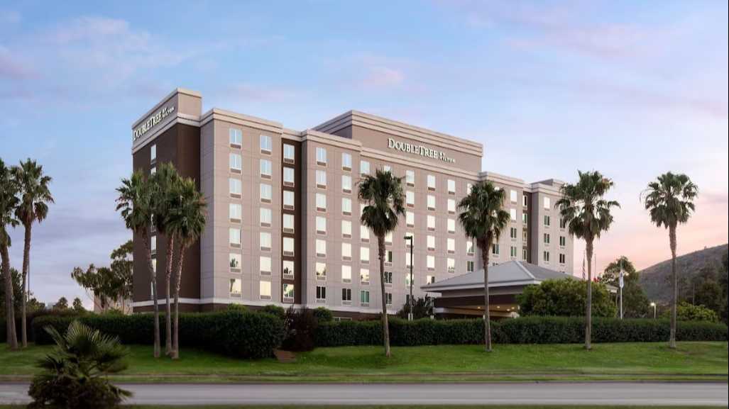 DoubleTree by Hilton North SFO Airport Parking
