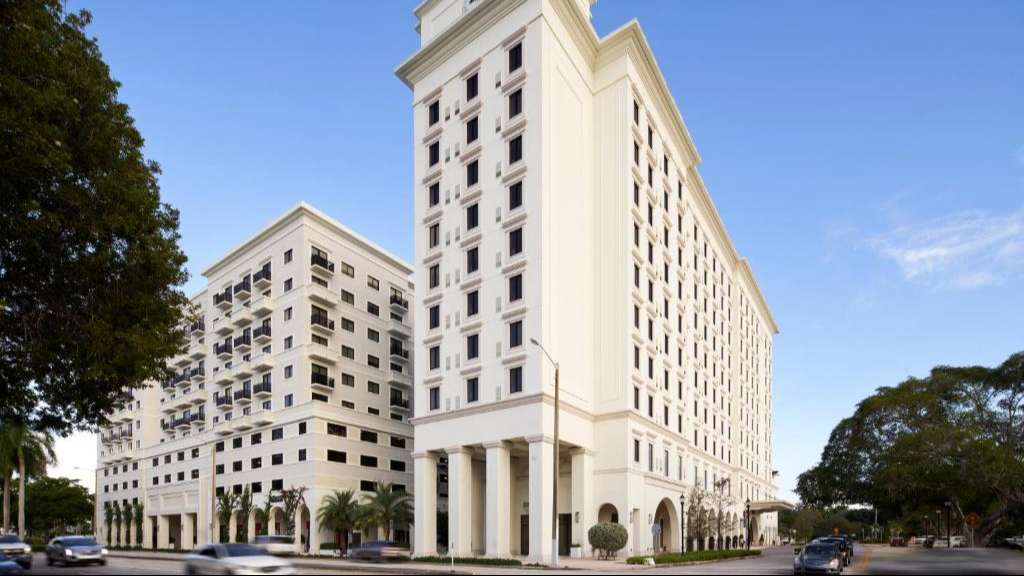 Thesis Hotel Port of Miami Cruise Parking