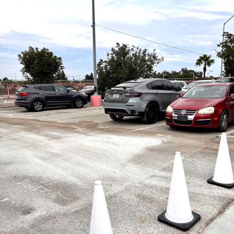 UVP LAX Airport Parking
