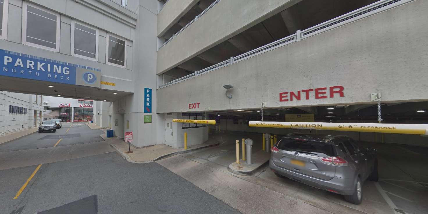 The Malls at Atlas JFK Airport Parking