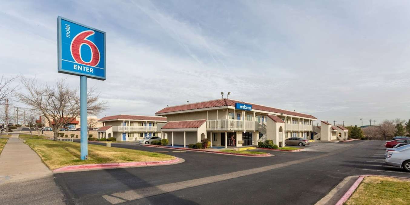 Motel 6 El Paso East ELP Airport Parking