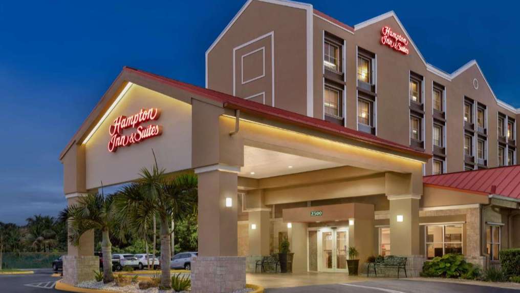 Hampton Inn Hollywood FLL Airport Parking