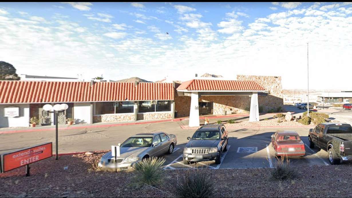  Extend-a-Suites UTEP ELP Airport Parking