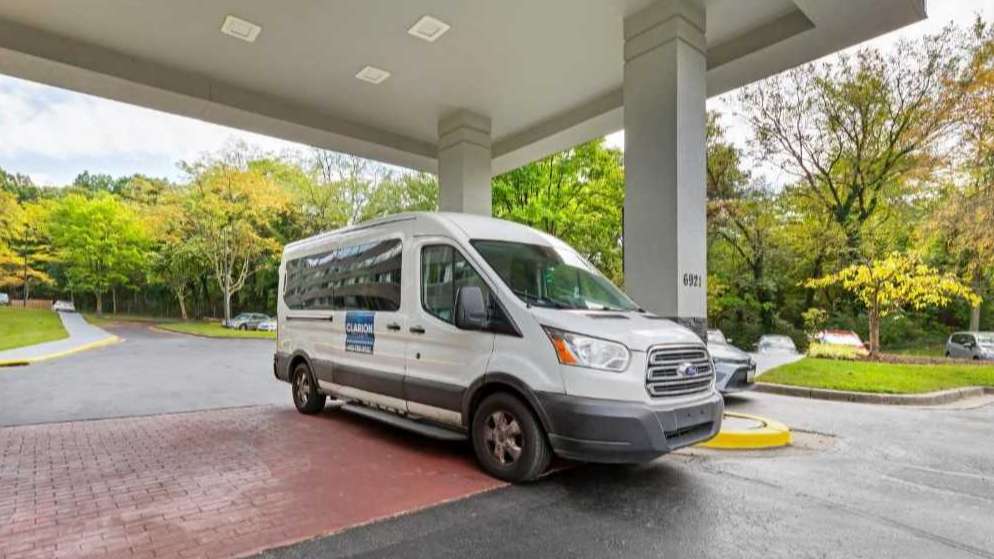 Clarion Hotel Port of Baltimore Cruise Parking