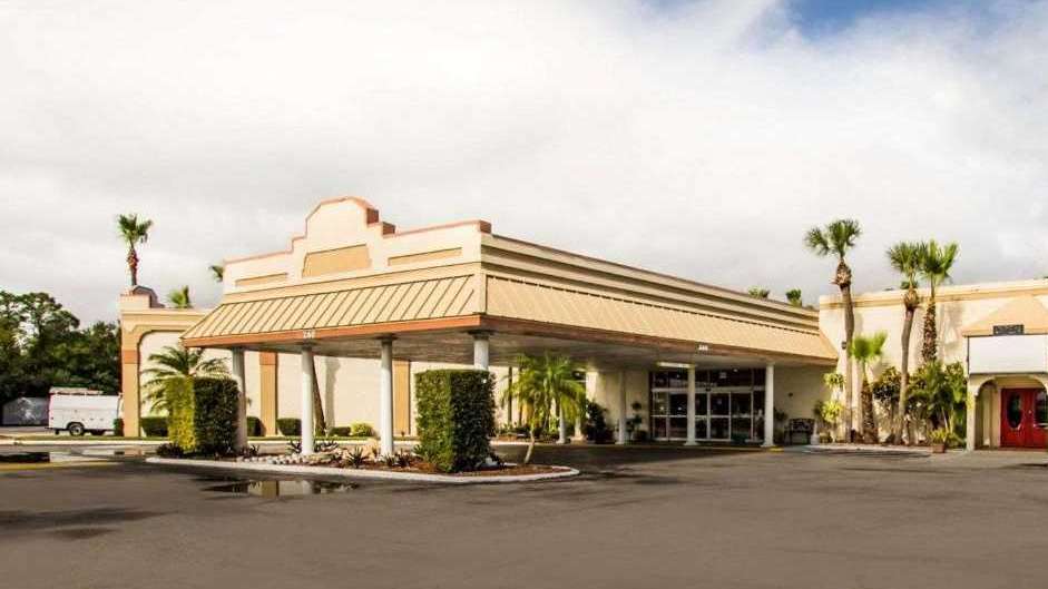 Island Hotel of Space Coast Port Canaveral Cruise Parking