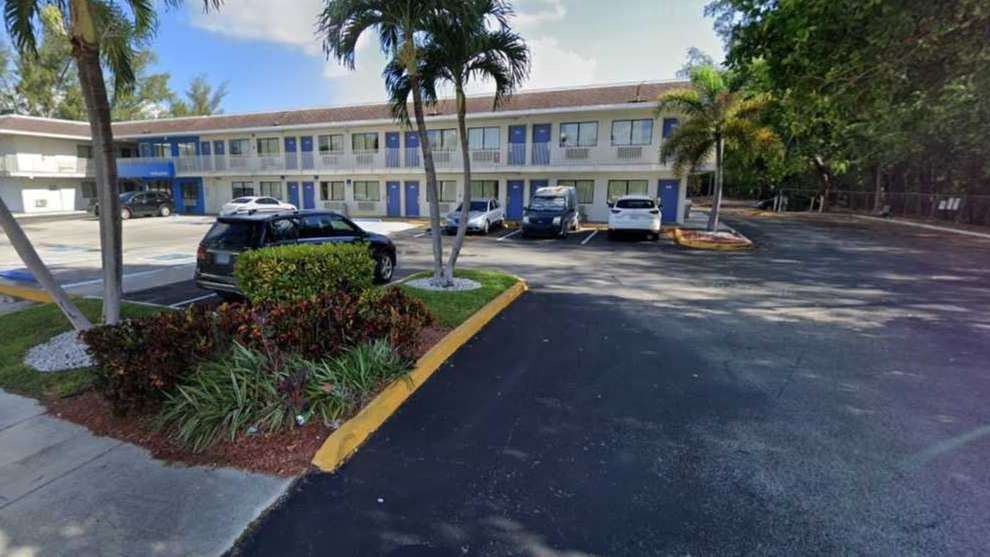 Motel 6 Port Everglades Cruise Parking