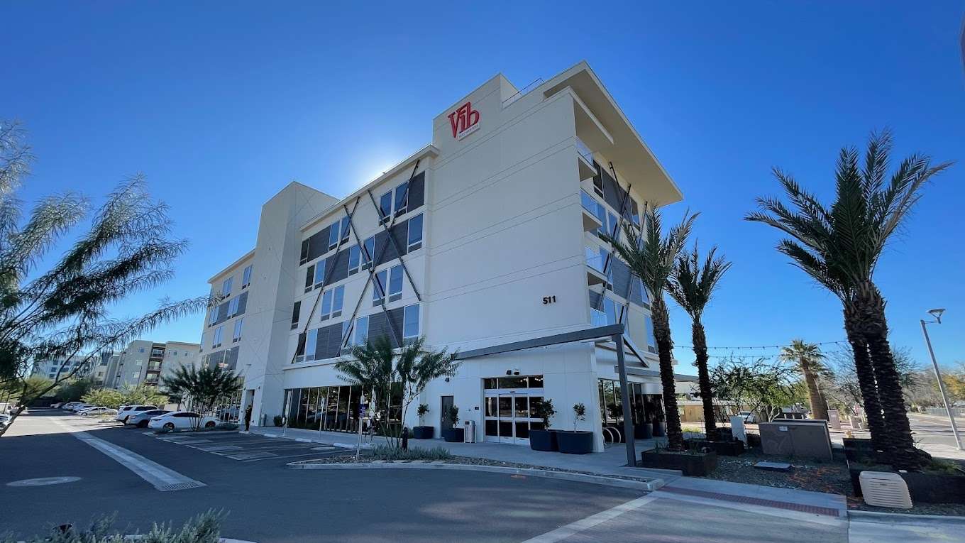 Vib Hotel By Best Western PHX Airport Parking