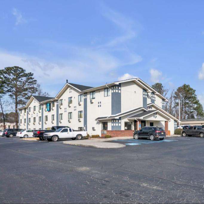 City Center Inn PHF Airport Parking
