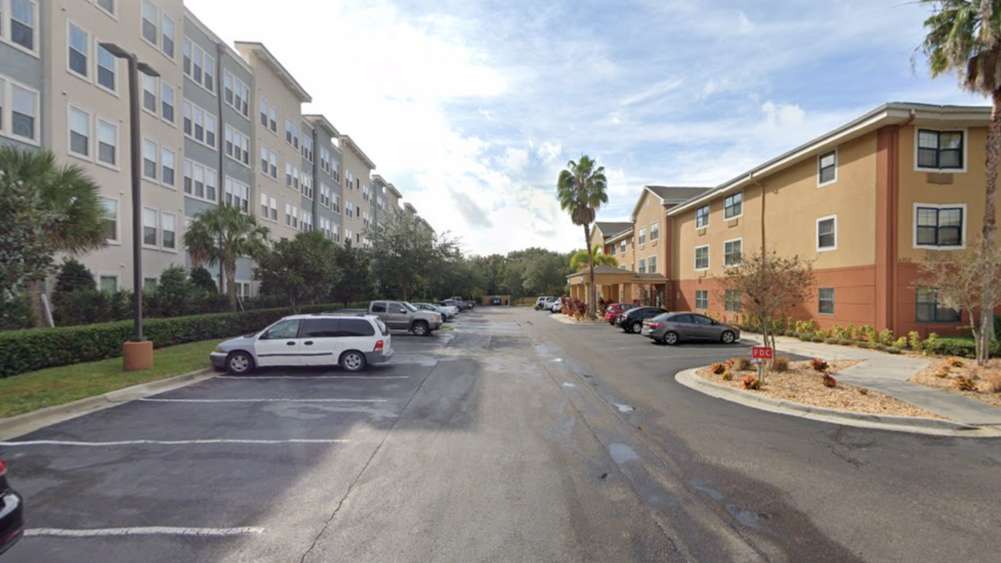 Extended Stay America Spruce Street Tampa Parking