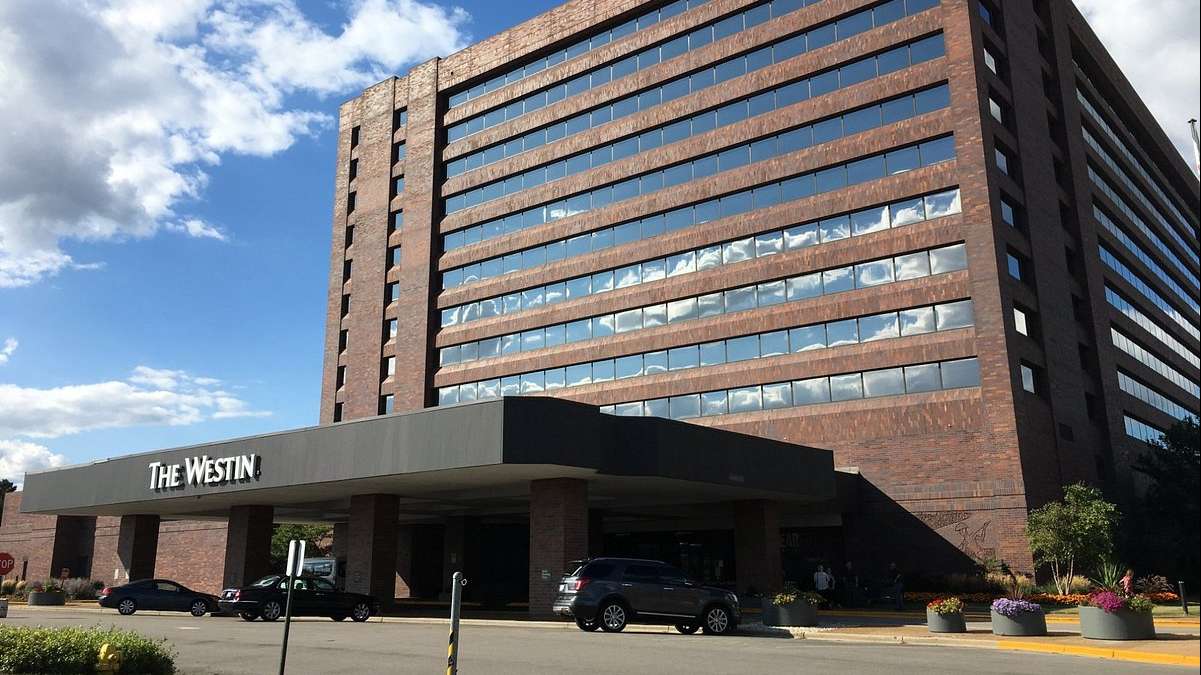 The Westin Chicago NW ORD Airport Parking