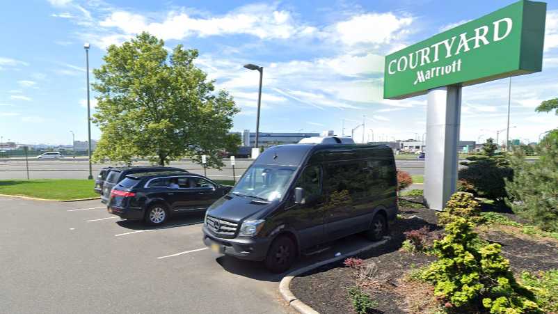Courtyard Newark EWR Airport Parking