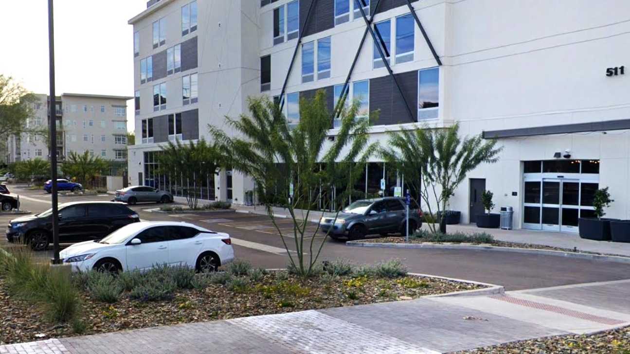 Vib Hotel By Best Western PHX Airport Parking