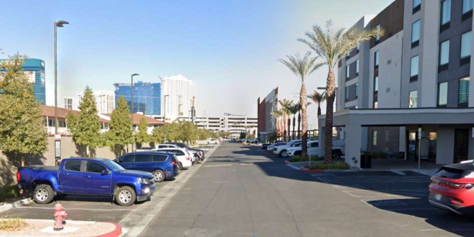 Candlewood Suites E Tropicana LAS Airport Parking