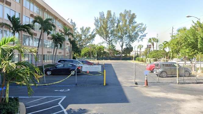enVision Hotel Port of Miami Cruise Parking
