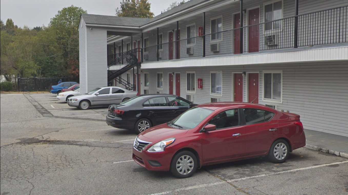 Efficiency Lodge Flat Shoals ATL Airport Parking