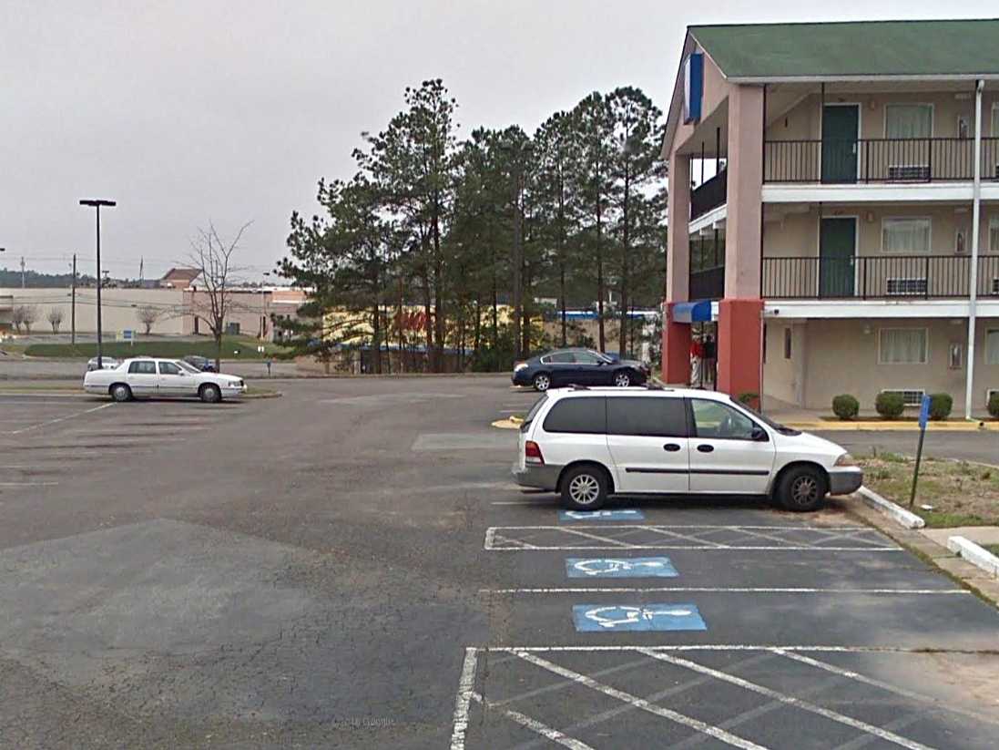 Motel 6 Augusta AGS Airport Parking
