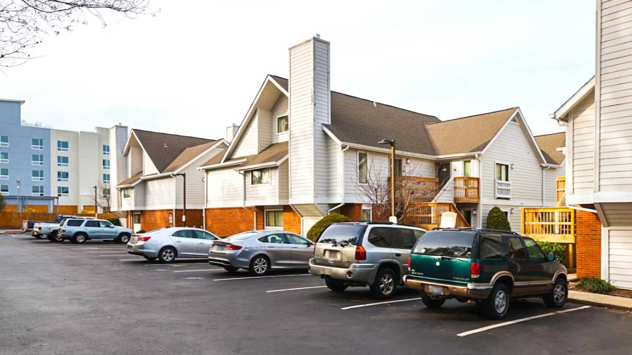 Studio 6 Greensboro GSO Airport Parking