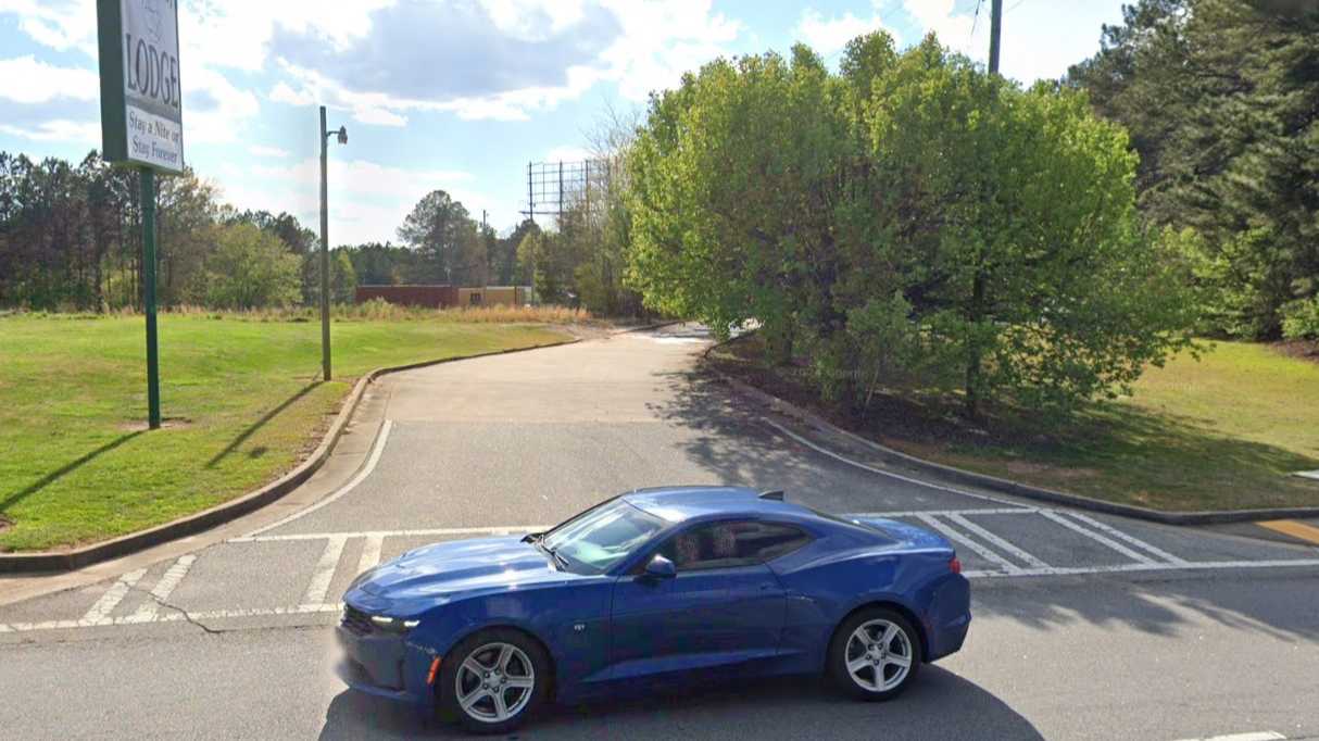Efficiency Lodge Fairburn ATL Airport Parking