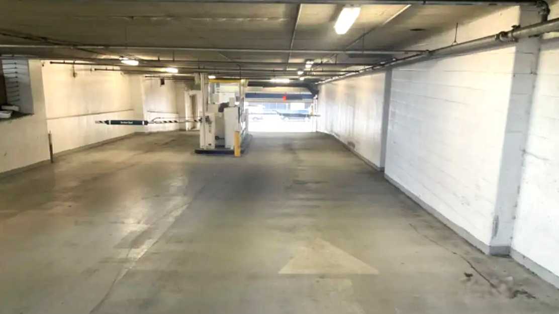 Premium P2333 BWI Airport Parking
