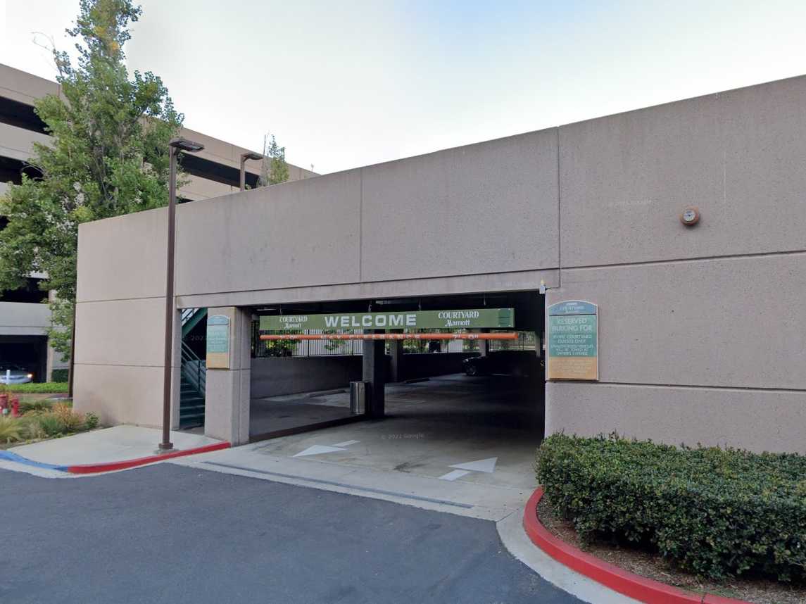 Courtyard Irvine SNA Airport Parking