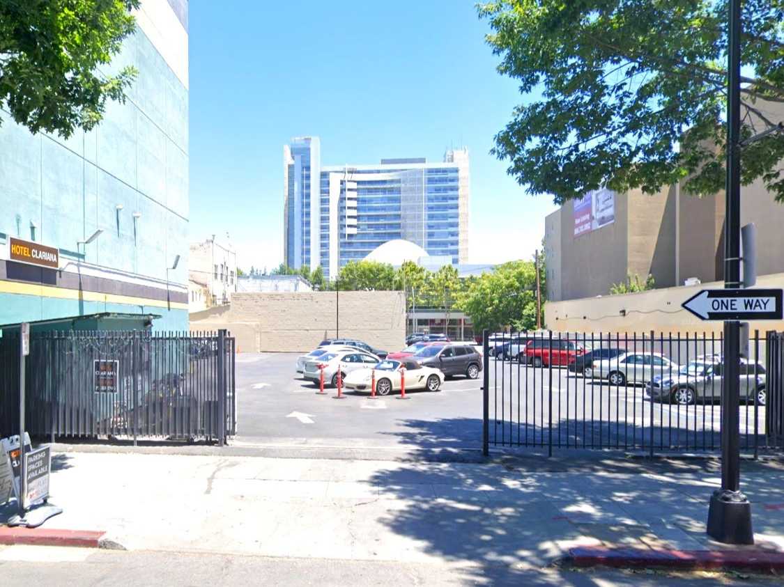 Hotel Clariana SJC Airport Parking 