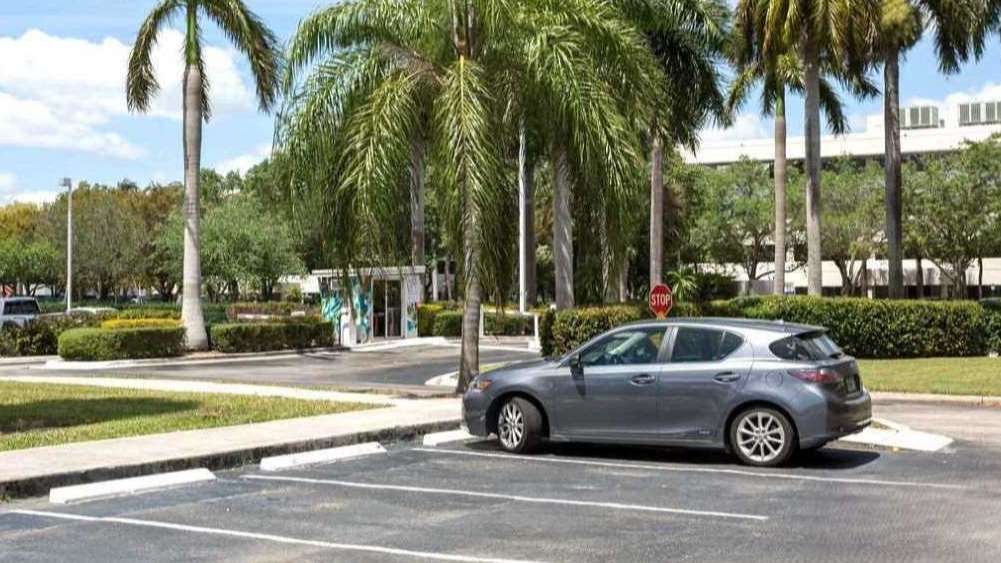 Pullman Miami Hotel Port of Miami Cruise Parking (No Shuttle)