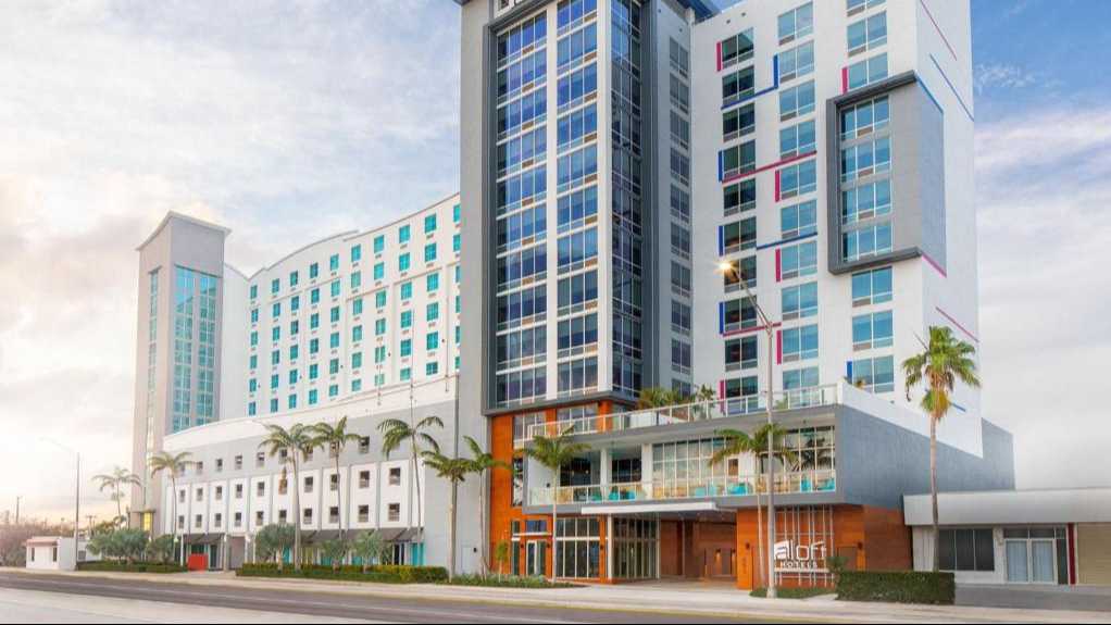 Aloft FLL Airport Parking