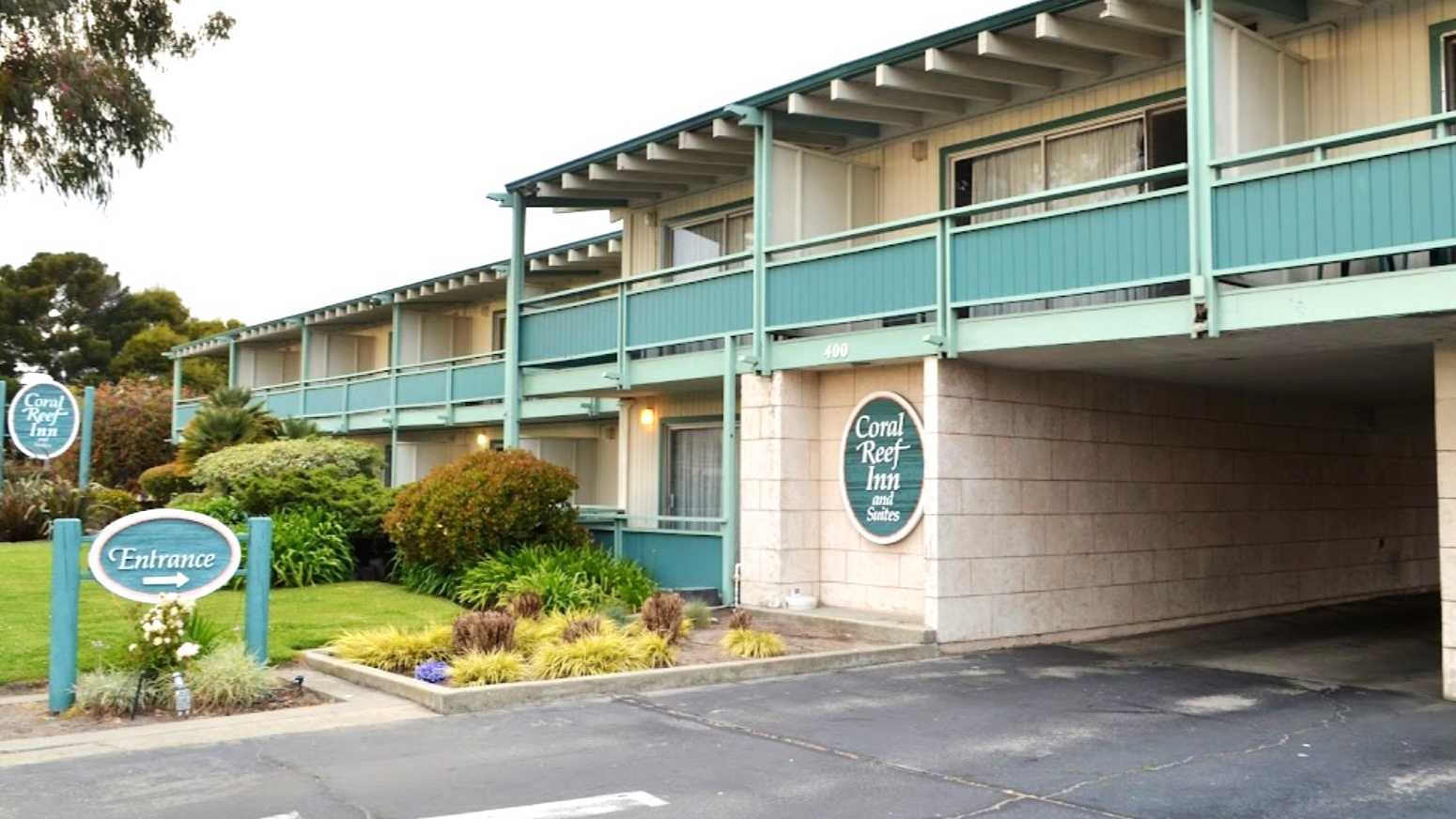 Coral Reef Inn & Suites OAK Airport Parking