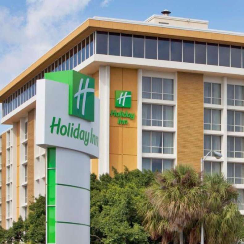 Holiday Inn Port of Miami Cruise Parking