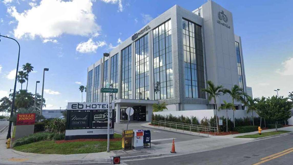 EB Hotel Port of Miami Cruise Parking