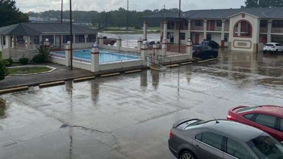 Americas Best Value Inn MEI Airport Parking