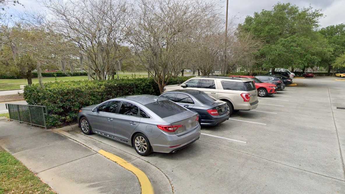 Hyatt Place Orlando Airport Parking