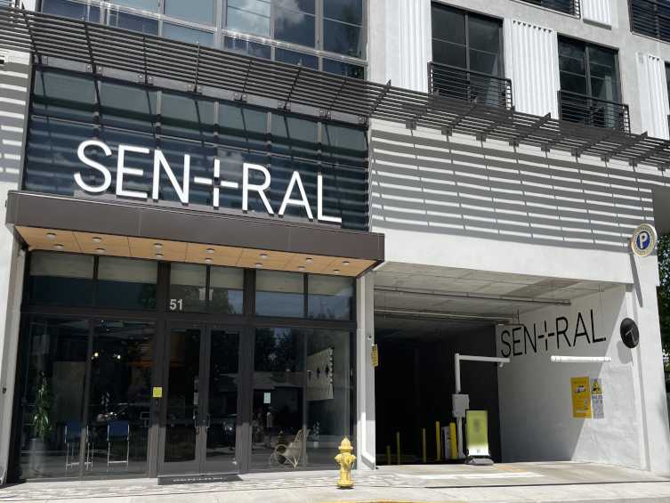 Sentral Garage MIA Airport Parking
