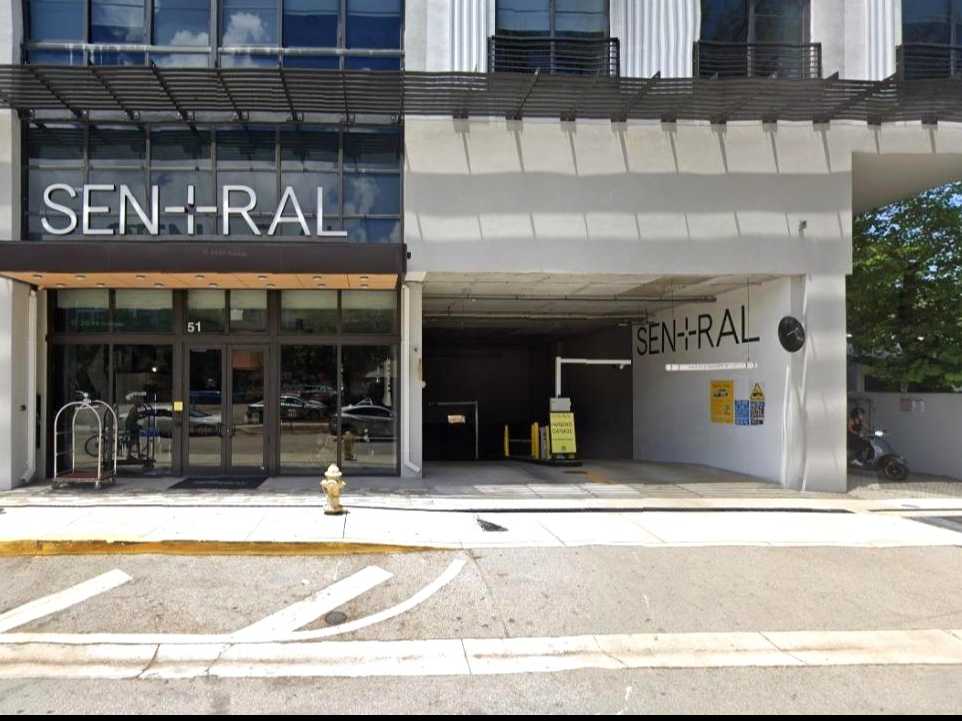 Sentral Garage MIA Airport Parking