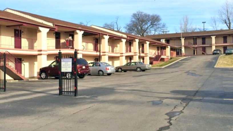Scottish Inn BNA Airport Parking