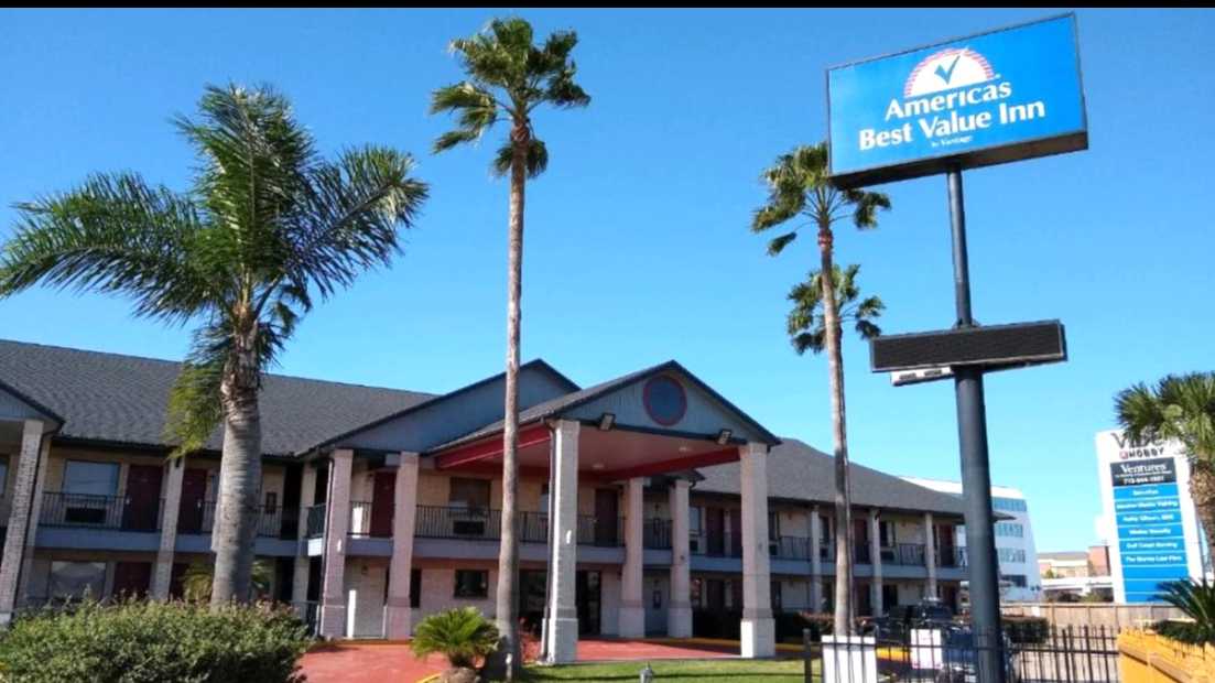 Americas Best Value Inn HOU Airport Parking