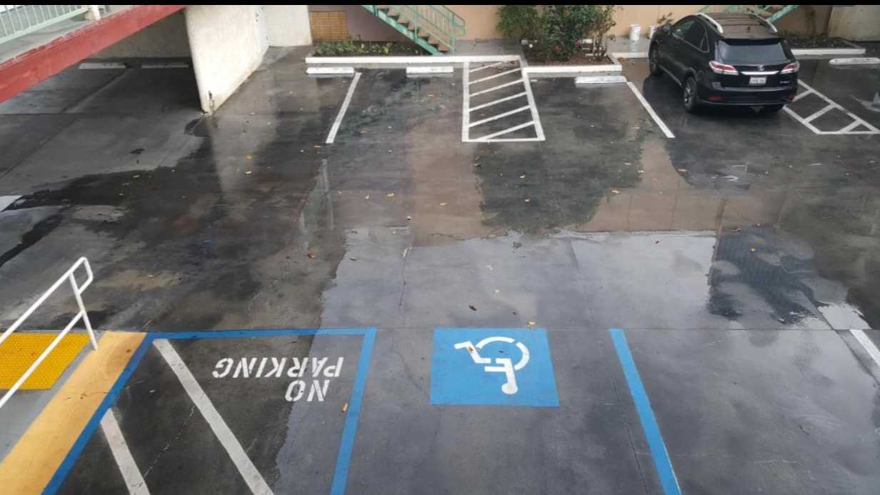 Flamingo Inn LGB Airport Parking