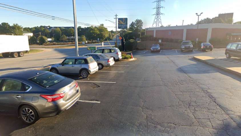 Quality Inn ATL Airport Parking 