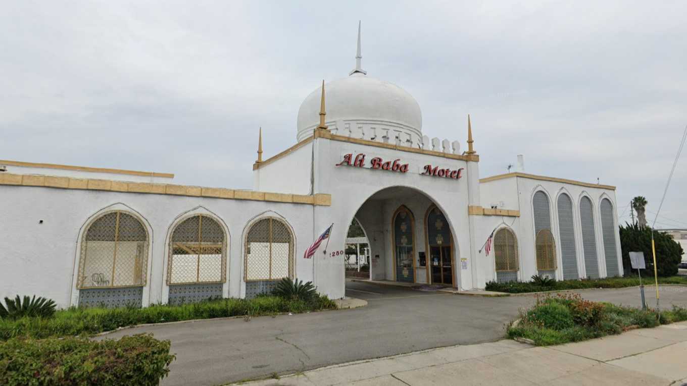 Ali Baba Motel SNA Airport Parking