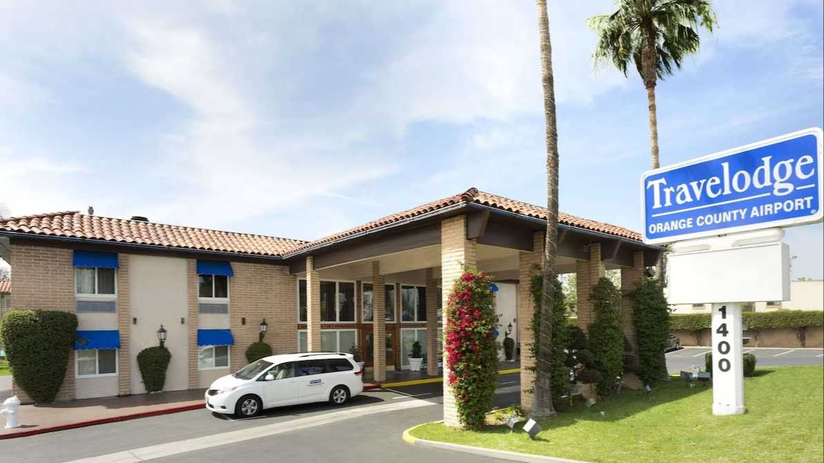 Travelodge by Wyndham SNA Airport Parking