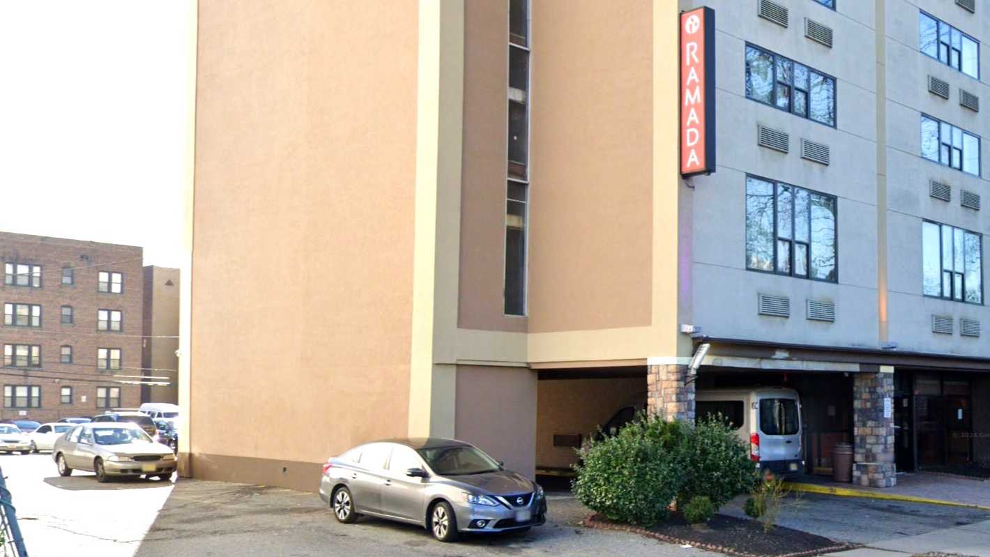 Ramada by Wyndham EWR Airport Parking