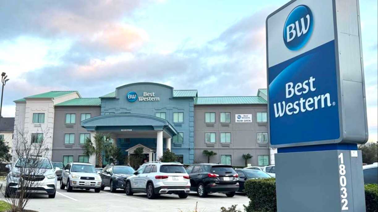 Best Western IAH Airport Parking