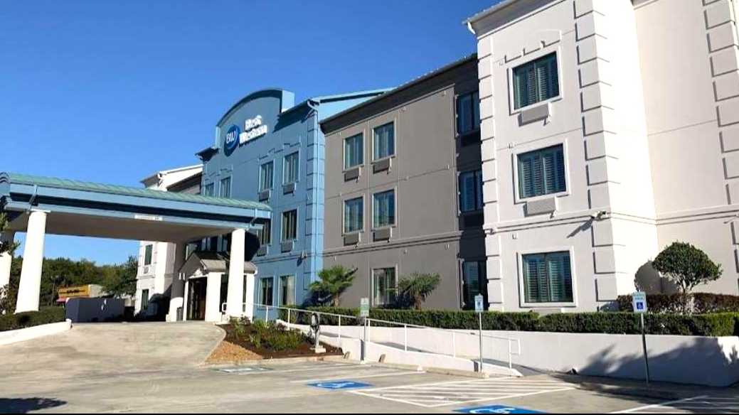 Best Western IAH Airport Parking