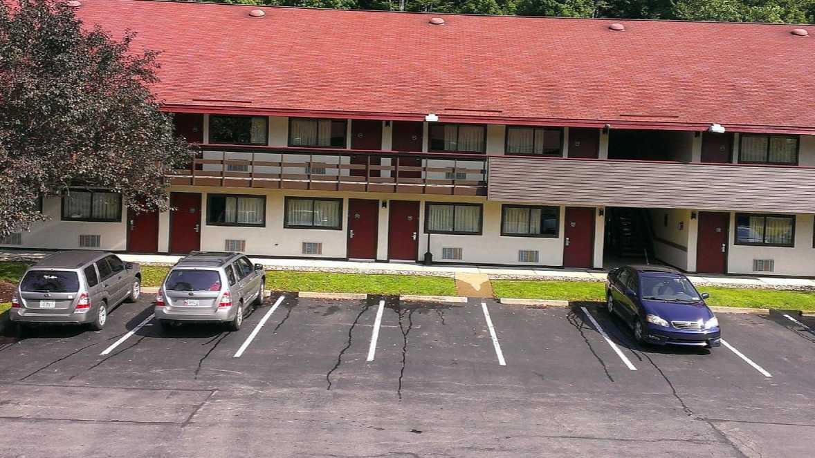 Red Roof Inn BUF Airport Parking