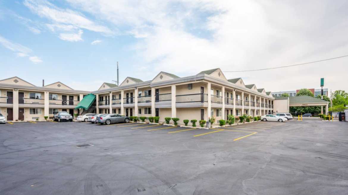 City Creek Inn and Suites SLC Airport Parking