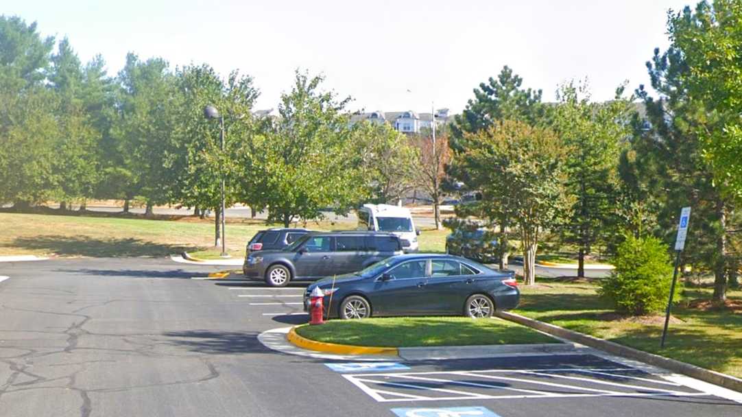 Staybridge Suites IAD Airport Parking
