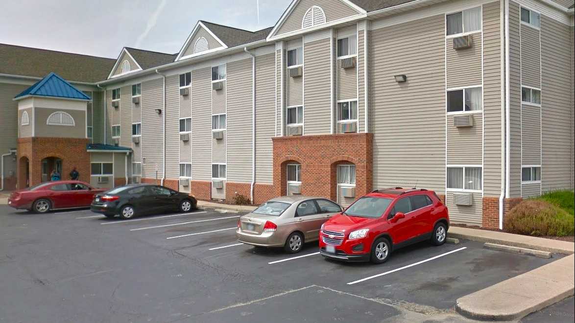 InTown Suites Extended Stay STL Airport Parking