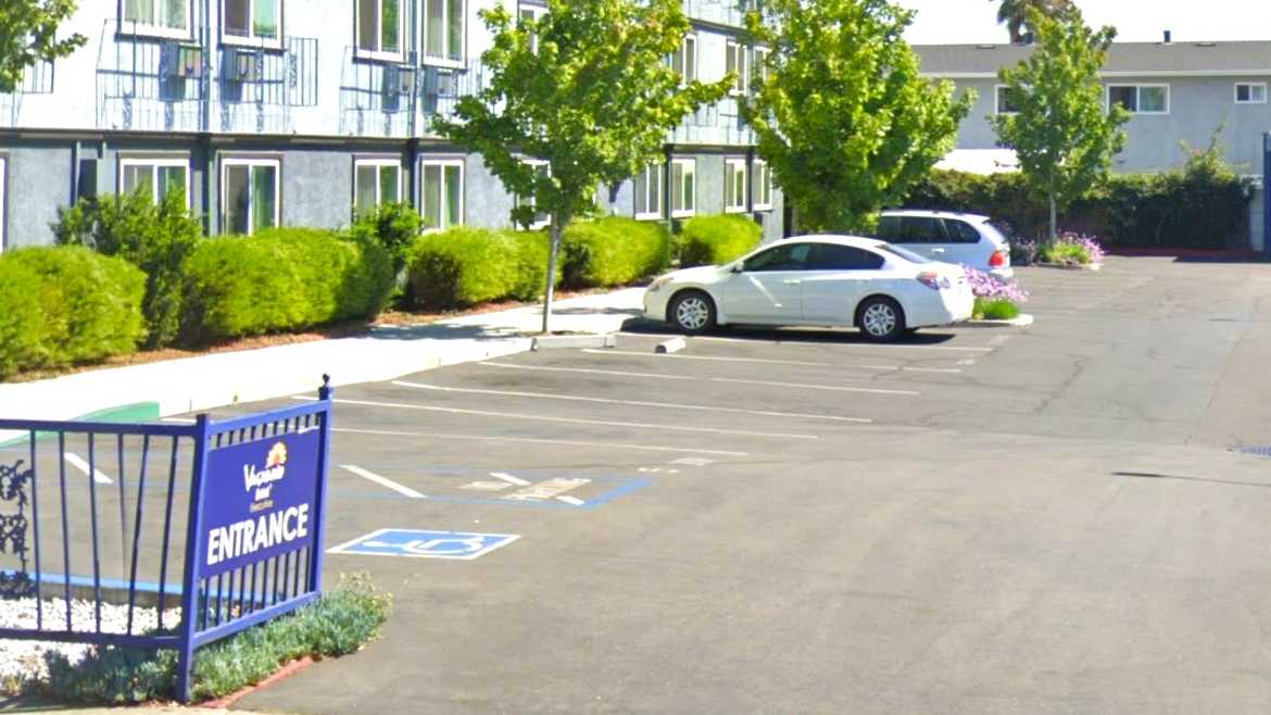 Vagabond Inn Executive Hayward OAK Airport Parking