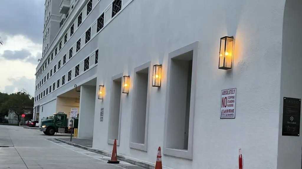Thesis Hotel Port of Miami Cruise Parking